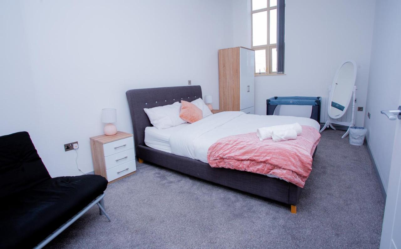 Spacious Urban City Apartment Doncaster Esterno foto